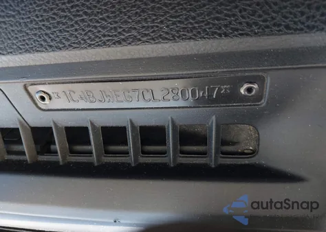 2012 Jeep Wrangler Unlimited Sahara z USA, uszkodzony, nr VIN 1C4BJWEG7CL280047